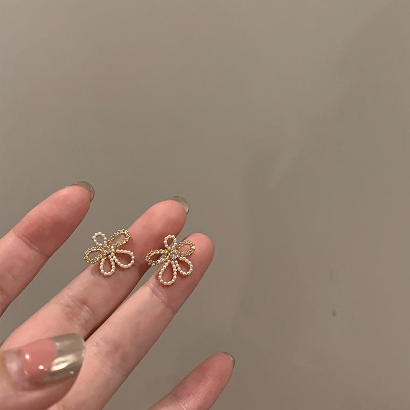 轻奢小众独特珍珠锆石花朵耳环耳钉女高级感气质名媛圆脸