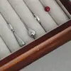 Pendientes de Verano Europeos y Americanos Lem * ire Juego de Cuatro Piezas Pendientes de Gota de Agua Solidificada Retro Franceses Pendientes Simples de Alta Moda