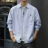 Nova Camisa Masculina Listrada Outono 2026, Marca Tendência Estilo Japonês, Jaqueta Camisa Casual Solta Cinza de Alta Qualidade