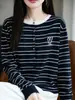 Cardigã de Malha Bordado Listrado Estilo Francês para Mulheres 2026 Nova Moda Elegante Quente Suéter Básico Blusa com Cordão