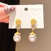 Pendientes de Flor de Zircón y Perla con Aguja de Plata Electrochapada en Oro Real de 18K Pendientes de Estilo Francés Retro Lujo Accesible Pendientes de Gama Alta para Mujer