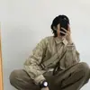 Fornecimento direto da fábrica primavera e outono novo estilo Harajuku japonês camisa listrada retrô moda casaco de veludo cotelê masculino e feminino estudantes