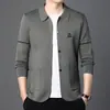 Cárdigan de Punto para Hombre 2025 Otoño Nueva Moda Extranjera Elegante con Cuello Bordado Chaqueta Suéter Casual para Hombre