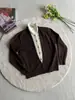 Elegante Cárdigan Suéter de Doble Solapa Old Money para Hombre, Otoño e Invierno, Casual Corto y Ancho Versátil de Punto con Botones de Dos Piezas Falsas