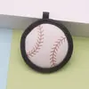 Llavero creativo nuevo de cuero PU de béisbol, colgante para bolso deportivo de mujer de cuero PU estilo europeo y americano, venta al por mayor de fábrica