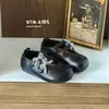 Zapatos de Cuero para Niñas Estilo Nuevo Otoño 2026 Estilo Coreano Lazo de Perla Punta Redonda Suela Suave Zapatos de Bebé