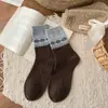 Meias Femininas de Outono e Inverno, Novas Meias Casuais Quentes Engrossadas, Meias Largas Versáteis, Meias de Cano Médio de Inverno