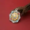 Directo del fabricante: Joyería de Xizang, nueve palacios, ocho trigramas, diez símbolos, ocho tesoros, mantra de seis caracteres, colgante giratorio