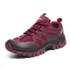 Zapatos de senderismo para parejas de gran tamaño transfronterizos de malla transpirable para camping todoterreno zapatos de senderismo de suela blanda zapatos deportivos profesionales para exteriores para mujer