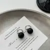 Diseño de Pendientes de Ágata Negra y Perla de Lujo Accesible de Gama Alta para Mujer 2025 Nuevos Pendientes Populares Pendientes Versátiles de Nicho Otoño