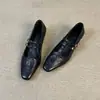 Populares zapatos Mary Jane con tira en T y punta cuadrada para mujer, nuevo estilo vintage otoño 2026, zapatos para mujer adelgazantes de suela blanda