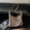 Bolsa de Axila Estampa de Leopardo Grande Capacidade Feminina 2026 Nova Bolsa de Ombro Casual Retrô Bolsa Tote Versátil para o Dia a Dia Transfronteiriça