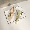 Zapatos de Mujer Bordados Estilo Chino Retro Primavera 2025 Versátiles Mocasines de Punta Cuadrada con Tacón Grueso
