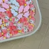 Acessórios de Arte para Unhas Gato de Espinheiro-Alvar Caramelizado Desenho Animado Morango Fofo 3D Brincos de Resina Strass Grampo de Cabelo Acessórios DIY