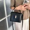 Design outonal, sofisticado e retrô com fecho vertical: Coleção nova 2026, versátil e estilosa, com um design único e minimalista, perfeita como bolsa de ombro, bolsa transversal ou bolsa de mão