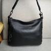 Bolsa Feminina Transfronteiriça de Couro Genuíno 2026 Bolsa de Ombro Transversal de Couro Bovino de Primeira Camada Bolsa Pequena Feminina Versátil Leve