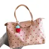 Bolsa tote feminina leve de alta qualidade, minimalista e com estampa de bolinhas rosa fresco, perfeita para o trajeto diário, uso cotidiano e estilo versátil, com grande capacidade e alça de ombro única