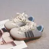 Zapatos Suaves Forrest Gump para Niñas Primavera/Verano 2026 Nuevos y Modernos Versátiles Casuales para Niños Mayores con Lazo
