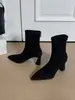 First Encounter Botas de Cano Curto Marrom Salto Alto Estilo Retrô Francês Bico Fino Salto Bloco Botas de Cano Curto Femininas Outono/Inverno 2026 Botas Elegantes Emagrecedoras