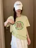 Ying+ Trece Líneas Graffiti Letra Redonda Copo de Nieve Camiseta de Algodón Cuello Redondo Adelgazante Versátil Manga Corta Verano M50-6160