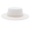 Sombrero de ala ancha francés transfronterizo para mujer estilo Hepburn Sombrilla Sombrero de fieltro Novia Ancho Novia Sombrero de jazz Cadena de perlas Sombrero de lana Negro