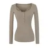 Camiseta de Manga Larga Patchwork con Escote en V de Encaje Falsa de Dos Piezas para Mujer 2026 Otoño Nueva Estilo Coreano Puro Deseo Ajustada Camisa Base Top