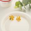 Aretes de Flor Dorada de Aguja de Plata 925 Retro Francés de Lujo Accesible Exquisitos Aretes Simples Versátiles Joyería para la Oreja
