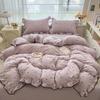 Conjunto de Roupa de Cama de Renda de Verão Novo Estilo Quatro Peças, Capa de Edredom de Gaze Fina de Camada Dupla com Efeito de Nuvem, Conjunto Simples e Fresco de Lençol e Capa de Colcha Três Peças