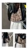 Bolsa de Lienzo a Cuadros Artística Retro Estilo Coreano de Primavera, Bolsa Tote de Gran Capacidad, Bolso de Hombro Versátil Casual para Estudiantes