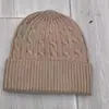 Chapéu Frio de Lã Cardada Cor Lisa Casual Versátil Padrão Trançado Afina o Rosto Quente Respirável Chapéu de Tricô