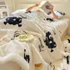 Manta Gruesa de Lana de Cordero Leche Doble Cara Invierno Siesta Pequeña en Oficina Manta de Coral Franela para Sofá
