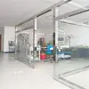 15 Años de Experiencia en Instalación de Fábrica de Divisiones para Casas Club y Cristal para Oficinas, Asegurando Calidad, Pantallas Hechas a la Medida, Diseño Moderno y Sencillo