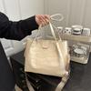 Bolsa de Gran Capacidad para Mujer 2025 Nueva Moda Trendy Verano Bolso Cruzado de Hombro Ancho Bolso de Mano Tote para Viajes