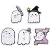 Bonita insignia de la serie de Halloween con forma de fantasma blanco de dibujos animados, abrigo, mochila, decoración, bufanda fija con hebilla