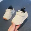 Nuevos Zapatos Funcionales para Niños Pequeños de Primavera y Otoño, Transpirables, con Velcro, Antideslizantes y Suela Suave, Outlet de Fábrica MY2311