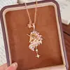 Novo Colar com Pedra de Zircônia Grande com Luxuosa Cravação Completa de Diamante, Design de Unicórnio, para Mulheres, Luxo Leve de Nicho, Mais Vendido Transfronteiriço, Corrente para Clavícula