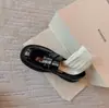 Oferta EspecialVersão em Couro Bovino Moda Couro Genuíno Estilo Britânico Bico Redondo Sola Grossa Mocassins Sapatos de Couro Femininos