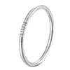 Anillo Liso con Incrustaciones de Diamantes de Zirconia Transfronterizo 18K Anillo de Diseño Simple de Nicho para Mujer Acero de Titanio Joyería que No se Desvanece Venta al Por Mayor