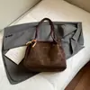 Bolsa Grande Capacidade Transfronteiriça Feminina 2025 Nova High-End Retro Ombro Outono e Inverno Versátil Bolsa de Ombro Feminina