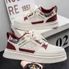 Zapatos de Hombre Primavera 2026 Nuevos de Moda Versátiles Deportivos Casuales Tenis Marca de Moda de Gama Alta para Hombre Elegantes Zapatos Blancos