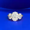Anillo de Compromiso de Boda de Plata S925 Nuevo Europeo y Americano Ovalado 8*11 Diamante de Cuatro Garras Tres Diamantes Joyería Exquisita