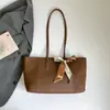 2026 Bolsos Cruzados Nuevos de Principios de Otoño Retro de Nicho Moda Bolso Cuadrado Pequeño de Mano para Mujer Bolso de Hombro Simple Popular Casual