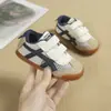 Zapatos Agan para Niños Primavera y Otoño Nuevo Estilo Coreano Zapatos Individuales para Niños Zapatos Casuales para Correr Zapatos para Gatear Bebé Tendencia Venta al por Mayor