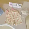 Roupa de Verão para Menina 2026 Novo Estilo Shorts Suspensórios Finos Fofos Pijama Caseiro de Seda Gelada para Bebês Meninas