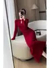 Vestido Vermelho de Natal de Alto Padrão Estilo Suave para Mulheres no Outono e Inverno para Gordas mm Aparência Emagrecedora Novo Chinoiserie Festivo Banquete Vestido Longo