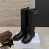 26 Hebilla de Cinturón Estilo Retro Botas Largas Mujer 2026 Otoño Nuevo Estilo Tacón Grueso Punta Redonda Botas de Jinete Adelgazantes Botas Altas