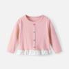 Camiseta de Primavera y Otoño para Niñas Estilo Occidental para Bebé Personalidad Infantil Marca de Moda Color Botón Encaje Camisa Base