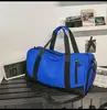 Bolsa de fitness para yoga con compartimentos separados para ropa húmeda y seca, compartimento independiente para zapatos, bolsa de viaje de gran capacidad con asa extensible, bolsa de equipaje de mano