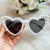 Nuevas gafas de sol con forma de corazón transfronterizas, estilo europeo y americano, extragrandes para fiestas y bailes, gafas de sol nupciales con forma de corazón para mujer con perlas, hechas a mano