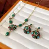 Estilo Palacio Francés Pendientes de Gota de Agua Incrustados de Diamantes Collar Cadena para Clavícula de Lujo Ligero Joyería Versátil de Gama Alta para Mujeres